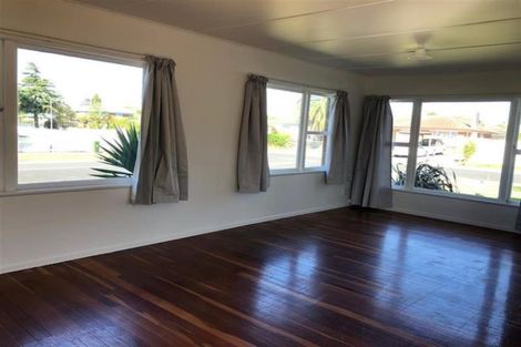 Photo of property in 2 Belgrave Place, Papakura, 2110