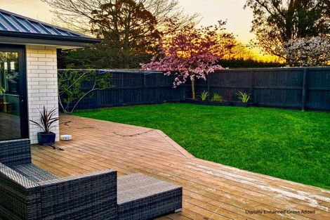 Photo of property in 33 Tara Crescent, Woodend, 7610