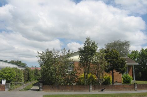 Photo of property in 90 Reynolds Avenue, Bishopdale, Christchurch, 8053