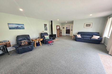 Photo of property in 374 Airedale Road, Weston, Oamaru, 9492