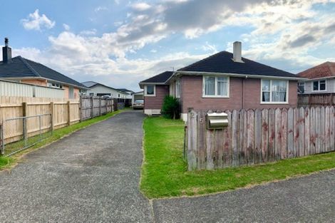 Photo of property in 25 Arimu Road, Papakura, 2110