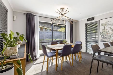 Photo of property in 14 Mooring Close, Whitby, Porirua, 5024