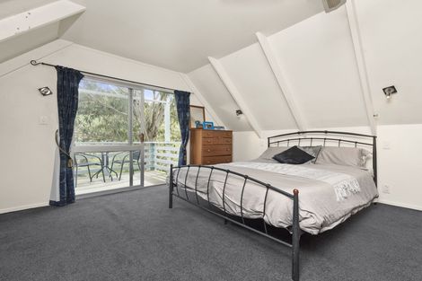 Photo of property in 35 Resolution Road, Welcome Bay, Tauranga, 3112