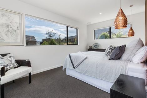 Photo of property in 21 Falconer Rise, Jacks Point, Queenstown, 9371