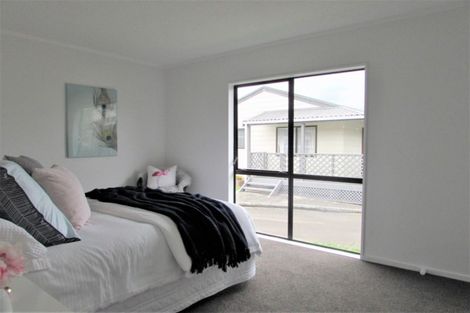Photo of property in 2/264a Fergusson Drive, Heretaunga, Upper Hutt, 5018