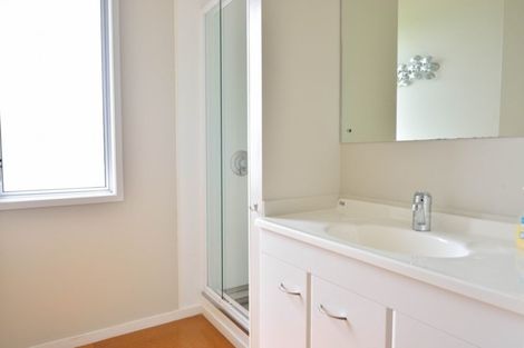 Photo of property in 88 Newcastle Street, Mahia, 4198