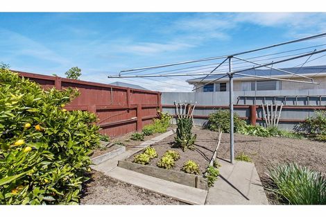 Photo of property in 22b Avenue Road, West End, Timaru, 7910