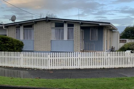 Photo of property in 17 Maxwells Line, Awapuni, Palmerston North, 4412