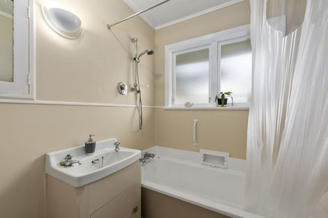 Photo of property in 67b Martin Street, Wallaceville, Upper Hutt, 5018