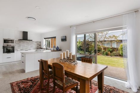 Photo of property in 5 Links View Drive, Omokoroa, 3114