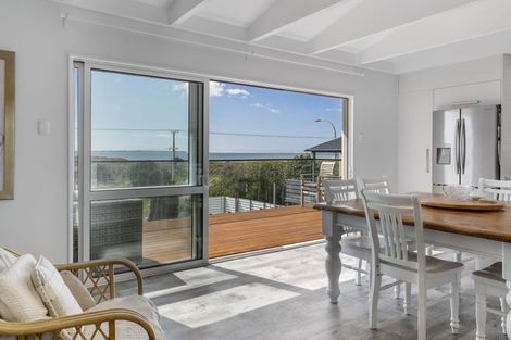 Photo of property in 996 Papamoa Beach Road, Papamoa Beach, Papamoa, 3118