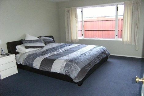 Photo of property in 25 Broadhaven Avenue, Parklands, Christchurch, 8083