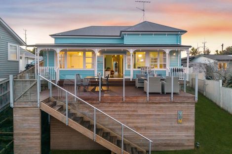 Photo of property in 1047 Whangaparaoa Road, Tindalls Beach, Whangaparaoa, 0930