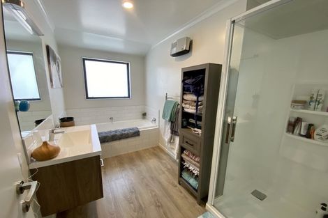 Photo of property in 19a Rangiora Terrace, Tahunanui, Nelson, 7011