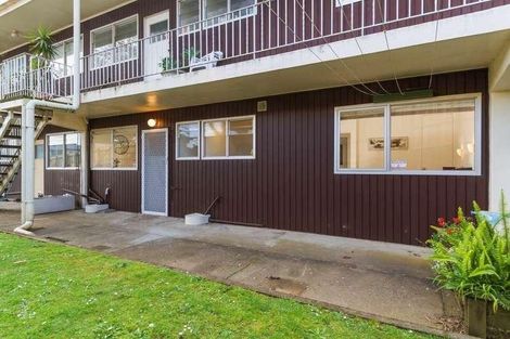 Photo of property in 2/23b Hillsborough Road, Hillsborough, Auckland, 1042