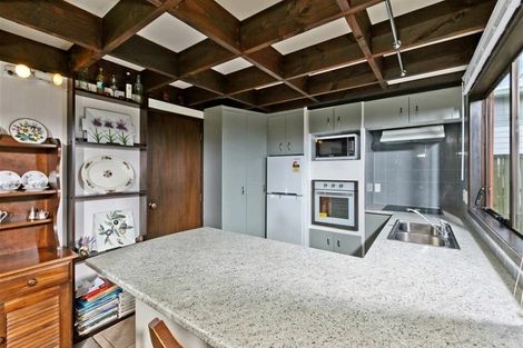 Photo of property in 1/268 Forrest Hill Road, Forrest Hill, Auckland, 0620