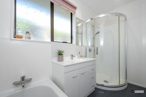 Photo of property in 42 Norton Park Avenue, Fairfield, Lower Hutt, 5011