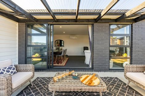 Photo of property in 123 Mawai Hakona Drive, Wallaceville, Upper Hutt, 5018