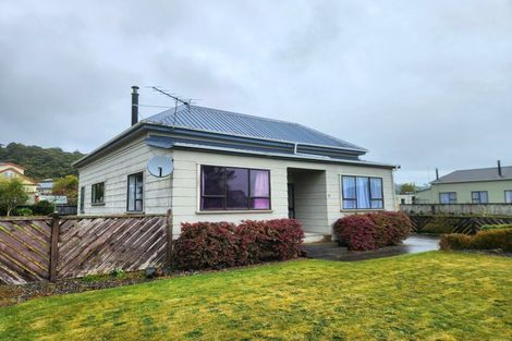 Photo of property in 37 Shakespeare Street, Greymouth, 7805
