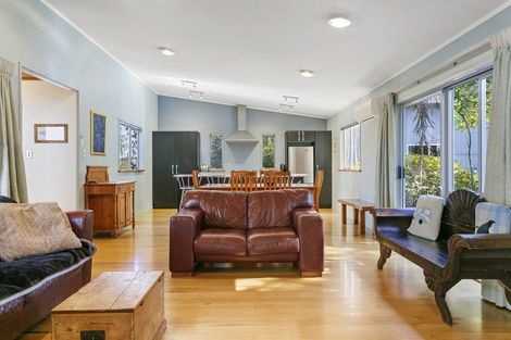 Photo of property in 6 Yasmin Lane, Kinloch, Taupo, 3377