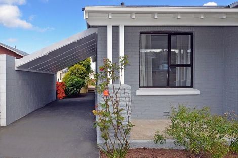 Photo of property in 1 Elliot Street, Andersons Bay, Dunedin, 9013