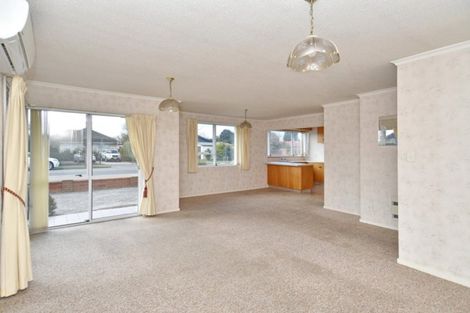 Photo of property in 46a Daniels Road, Redwood, Christchurch, 8051