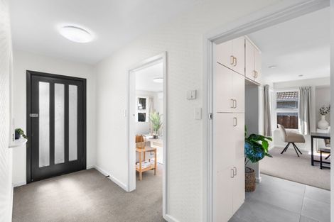 Photo of property in 53 Greendale Avenue, Avonhead, Christchurch, 8042