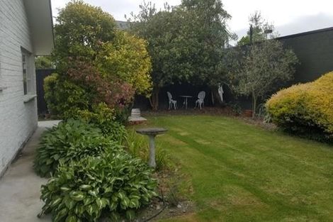 Photo of property in 2/7 Wroxton Terrace, Merivale, Christchurch, 8014