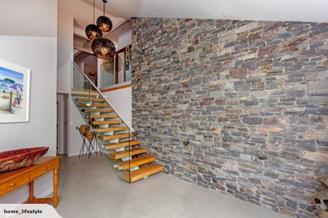 Photo of property in 115 Oratia Place, Onemana, Whangamata, 3691