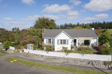 Photo of property in 7 Ranui Place, Feilding, 4702
