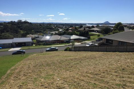 Photo of property in 73 Oteki Park Drive, Welcome Bay, Tauranga, 3112
