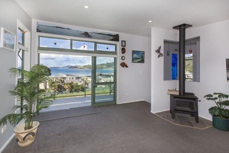 Photo of property in 4 Motutara Road, Oakura, Hikurangi, 0184