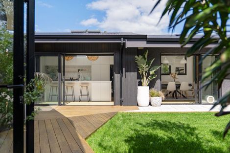 Photo of property in 53 Dickson Road, Papamoa Beach, Papamoa, 3118