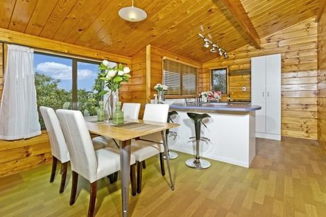 Photo of property in 19 Miraka Place, Birkenhead, Auckland, 0626