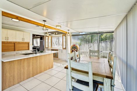 Photo of property in 10 Robin Hood Place, Onerahi, Whangarei, 0110