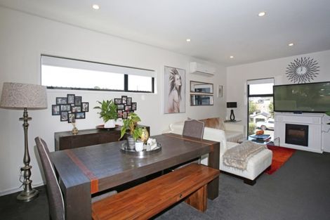 Photo of property in 10 Stockyard Crescent, Pukekohe, 2120