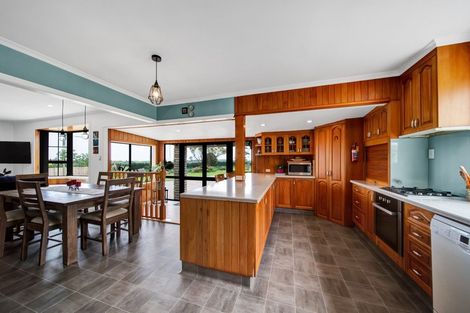 Photo of property in 136 Nopera Road, Waiiti, Urenui, 4377