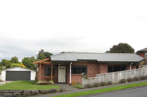 Photo of property in 5 Fantome Place, Whalers Gate, New Plymouth, 4310
