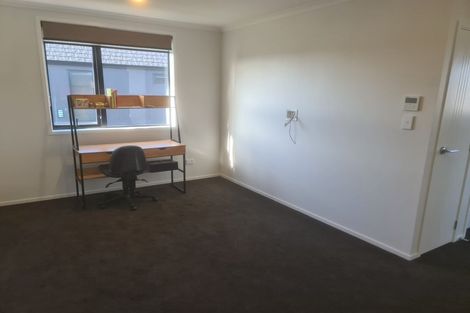 Photo of property in 2 Winstone House Road, Paerata, 2124