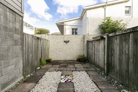 Photo of property in 37 Little George Street, Thorndon, Wellington, 6011