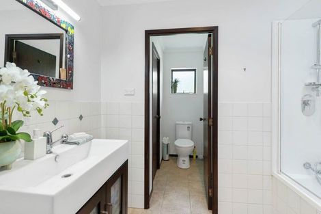 Photo of property in 49a Advene Road, Cockle Bay, Auckland, 2014