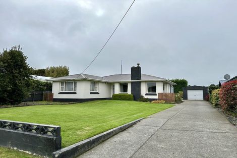 Photo of property in 54 West Plains Road, Waikiwi, Invercargill, 9810