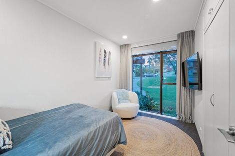 Photo of property in 29 Quebec Road, Milford, Auckland, 0620