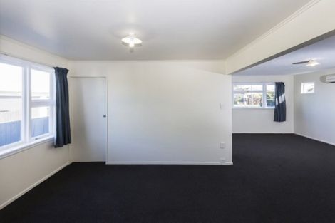 Photo of property in 9 Sylvia Street, Parklands, Christchurch, 8083