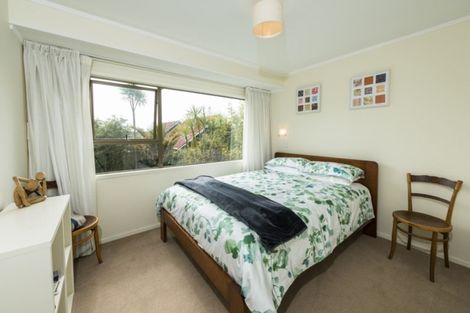 Photo of property in 39 Amante Crescent, Mairangi Bay, Auckland, 0630