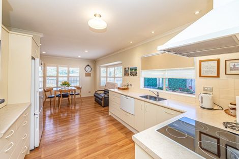 Photo of property in 27 Bens Place, Springvale, Whanganui, 4501