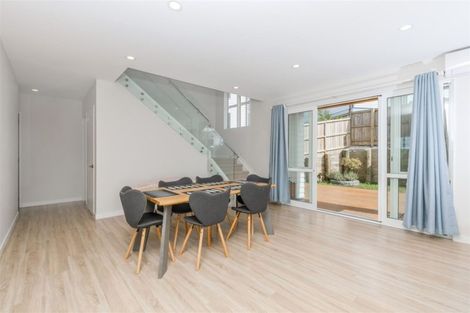 Photo of property in 7 Colliston Rise, Pinehill, Auckland, 0632