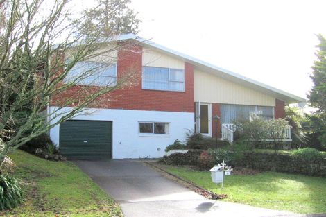 Photo of property in 5 Lorraine Place, Glenview, Hamilton, 3206