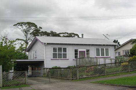 Photo of property in 4a Waiari Road, Conifer Grove, Takanini, 2112