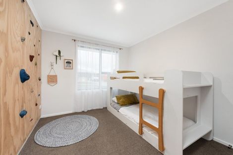 Photo of property in 5 Raiha Street, Papamoa Beach, Papamoa, 3118